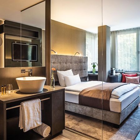เอสเอเคเอส เออร์เบิน ดีไซน์ โฮเทล แฟรงค์เฟิร์ต Hotel Frankfurt am Main ภายนอก รูปภาพ